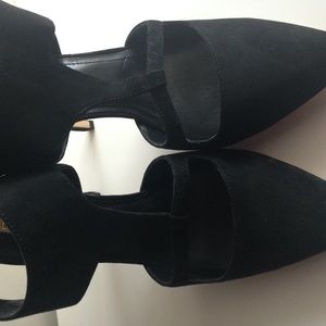 BCBG Strappy Black Leather Heels w/ Gold Buckle